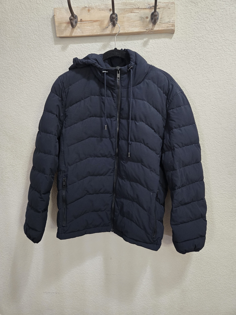 Men's Down Navy Puffer Jacket with Hood